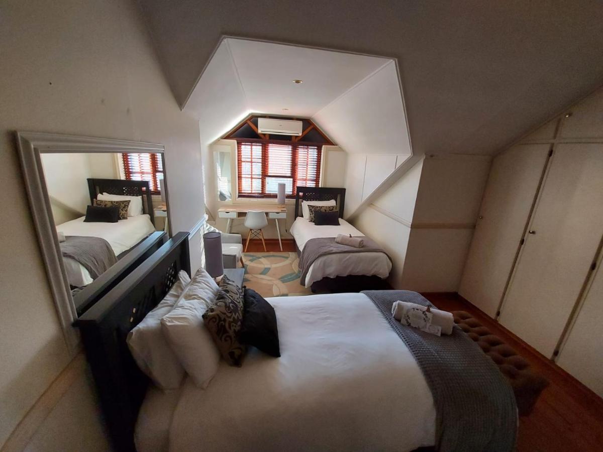 The Oak Potch Guesthouse Potchefstroom Exterior photo