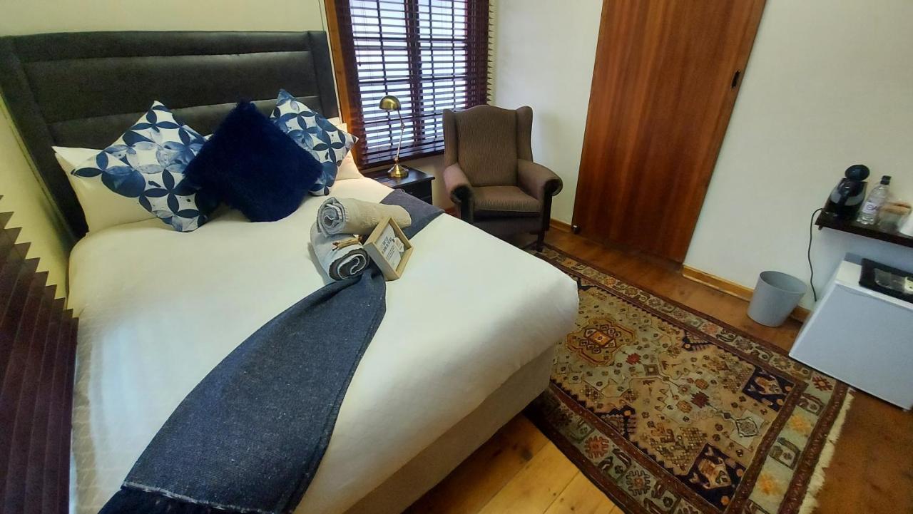 The Oak Potch Guesthouse Potchefstroom Exterior photo